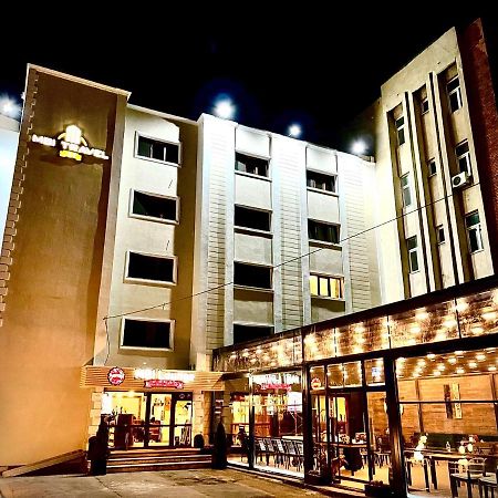 Mbi Travel Inn Craiova Bagian luar foto