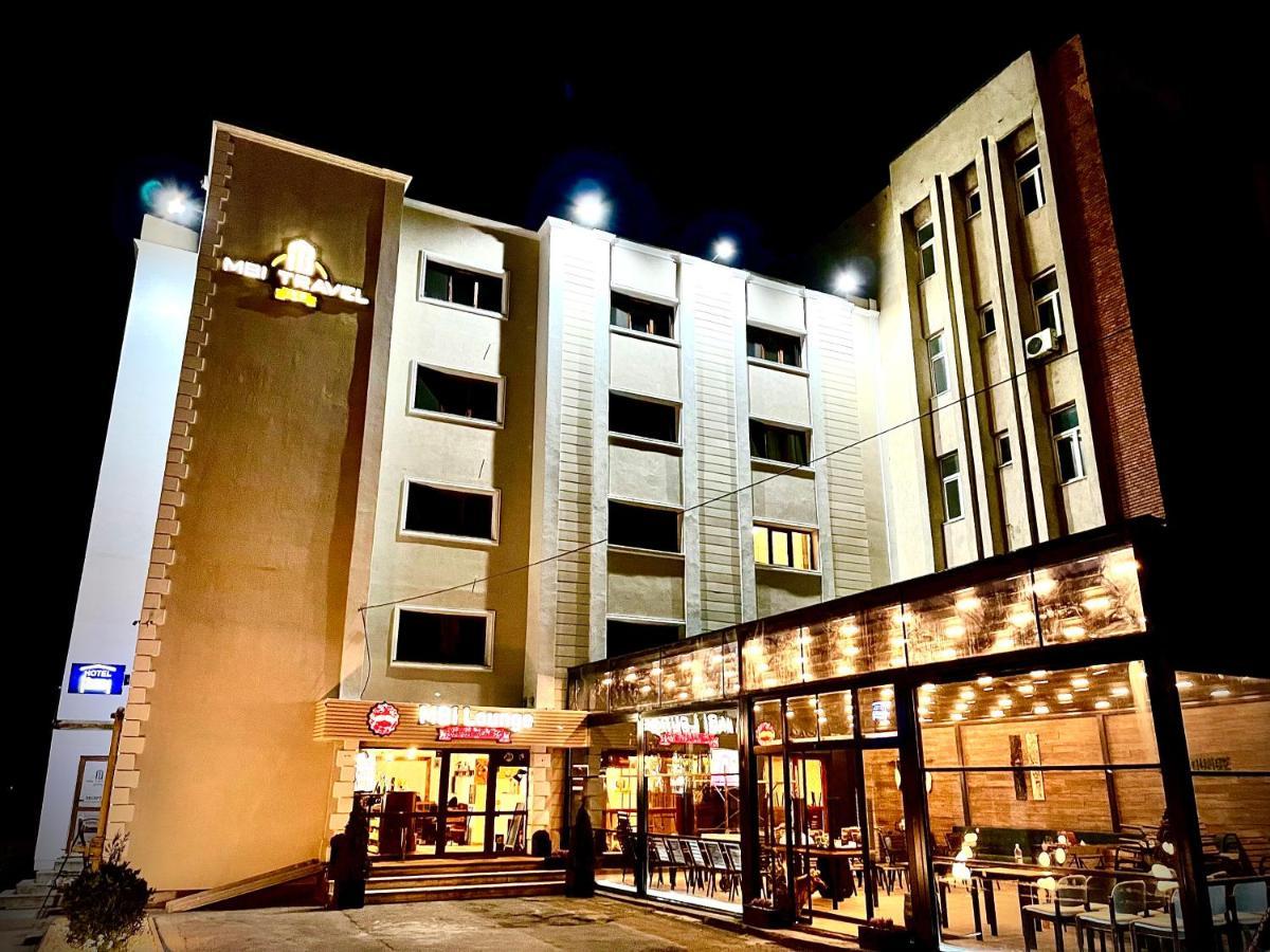 Mbi Travel Inn Craiova Bagian luar foto