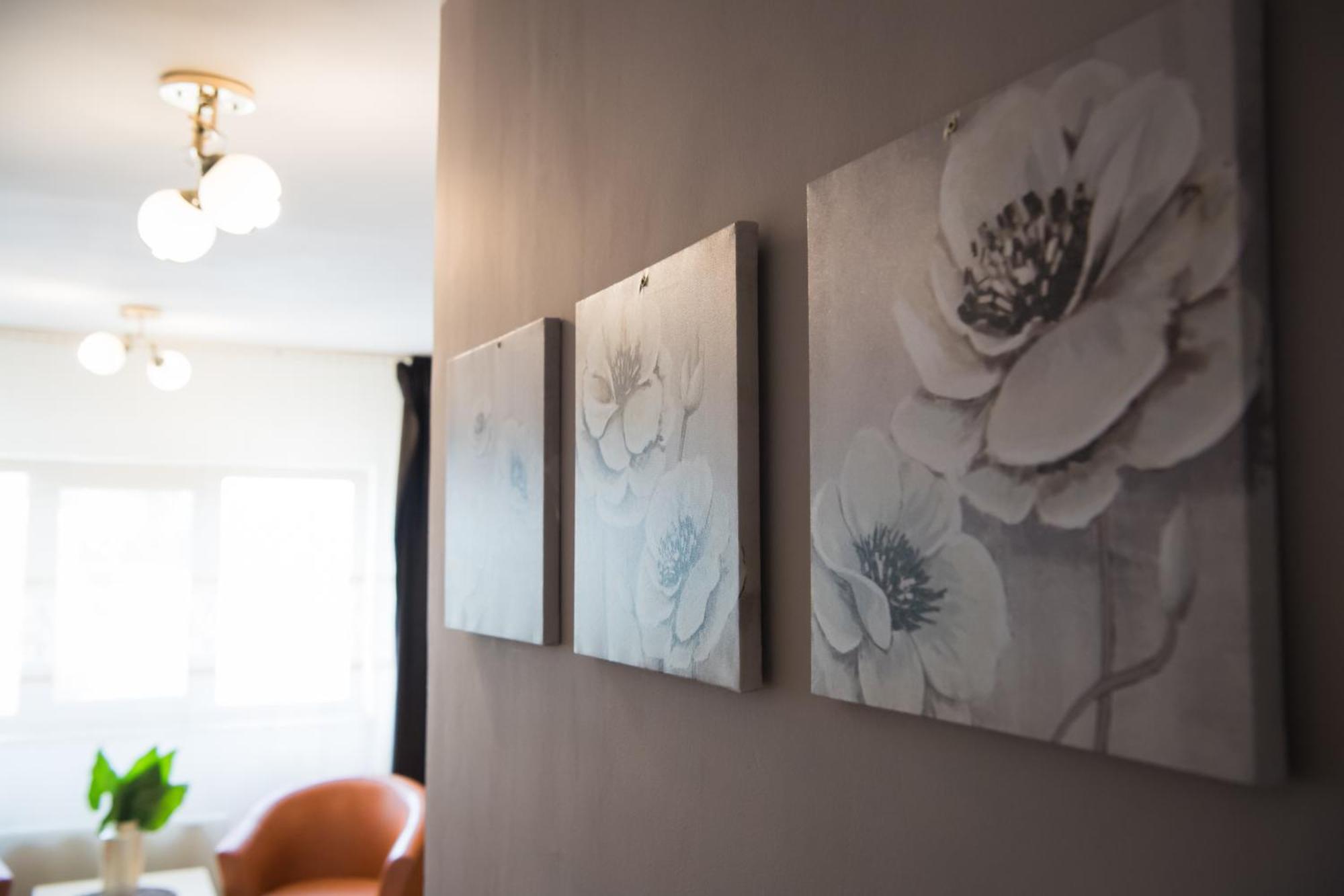 Mbi Travel Inn Craiova Bagian luar foto