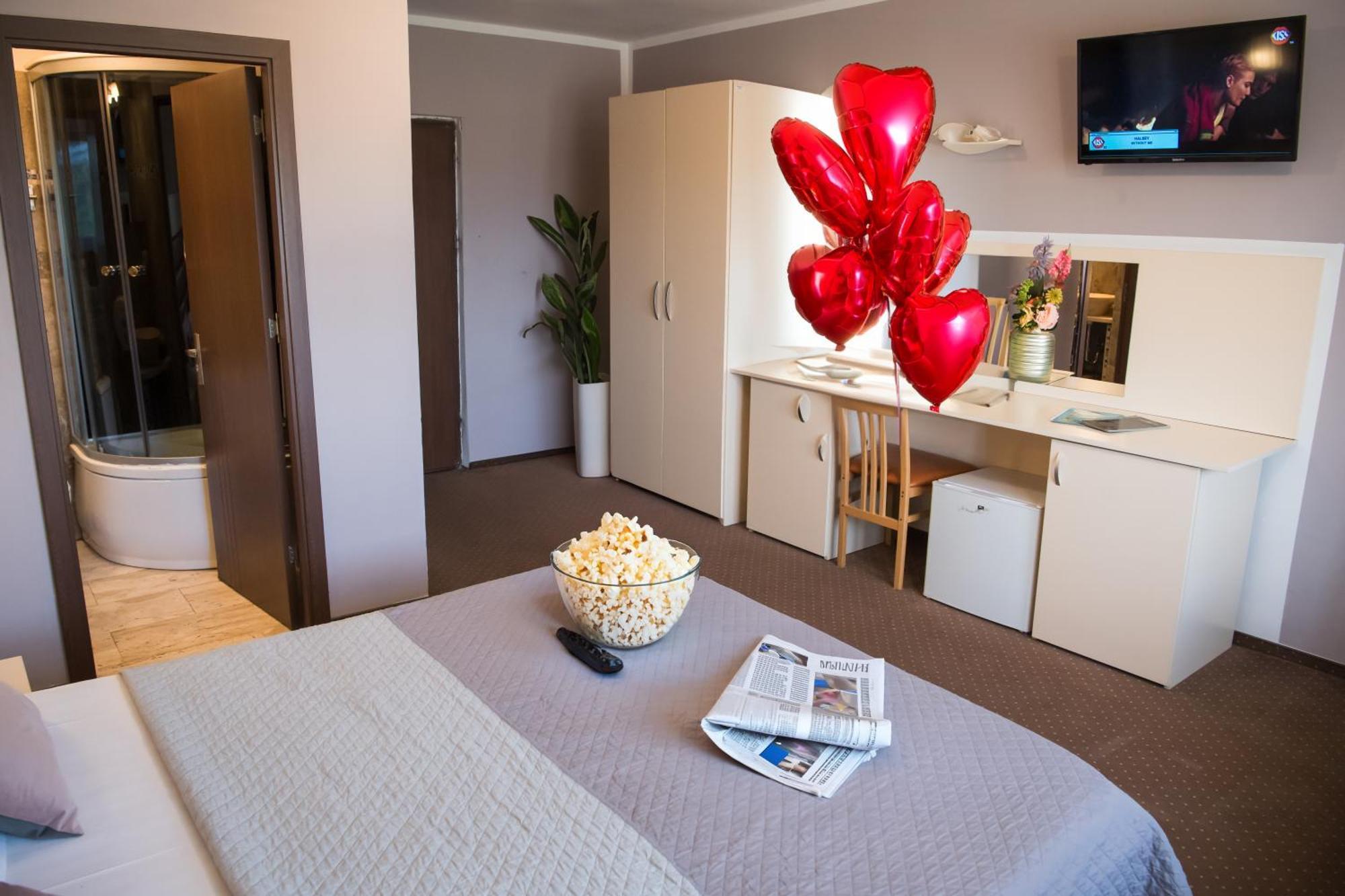 Mbi Travel Inn Craiova Bagian luar foto