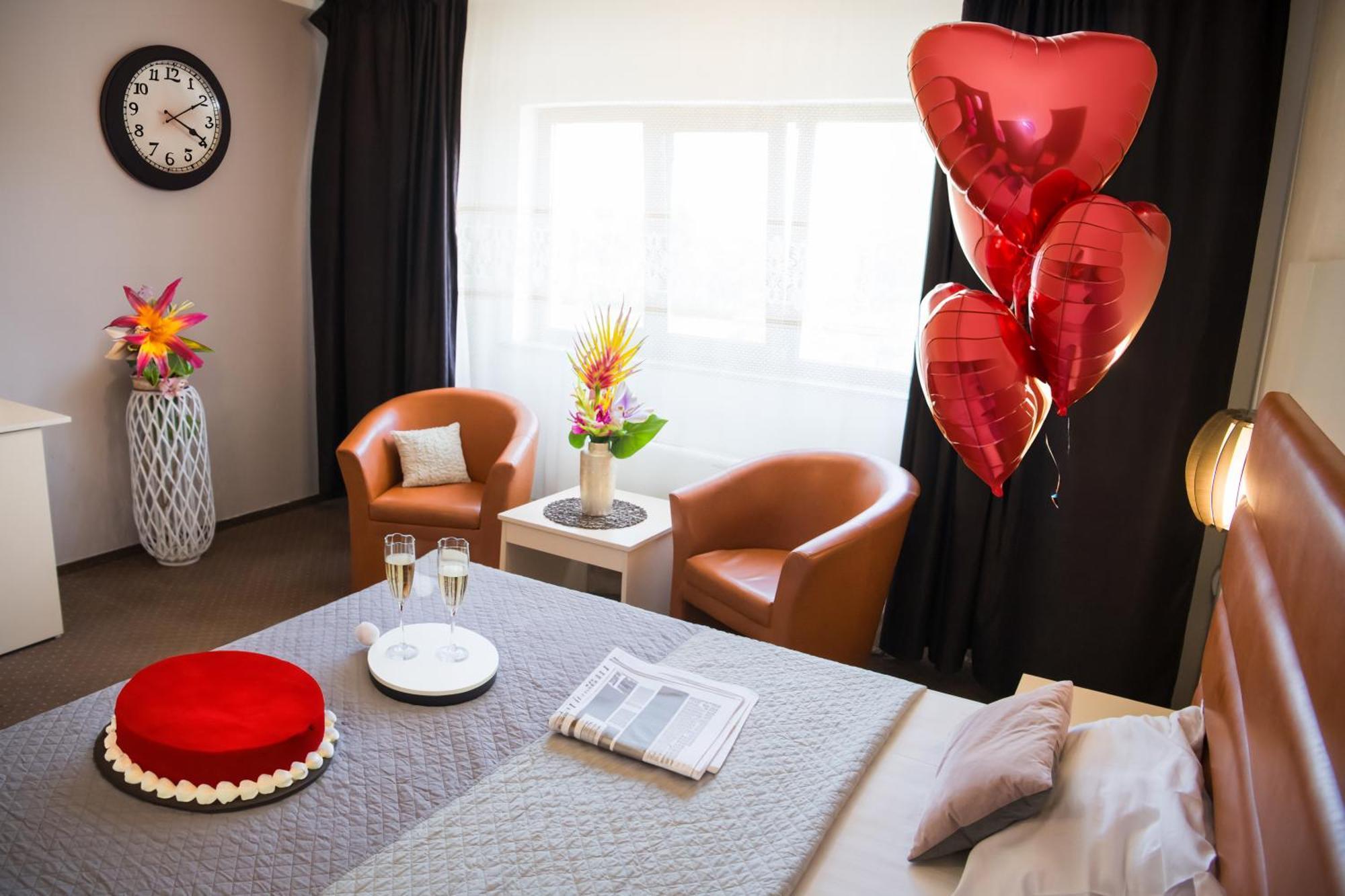 Mbi Travel Inn Craiova Bagian luar foto